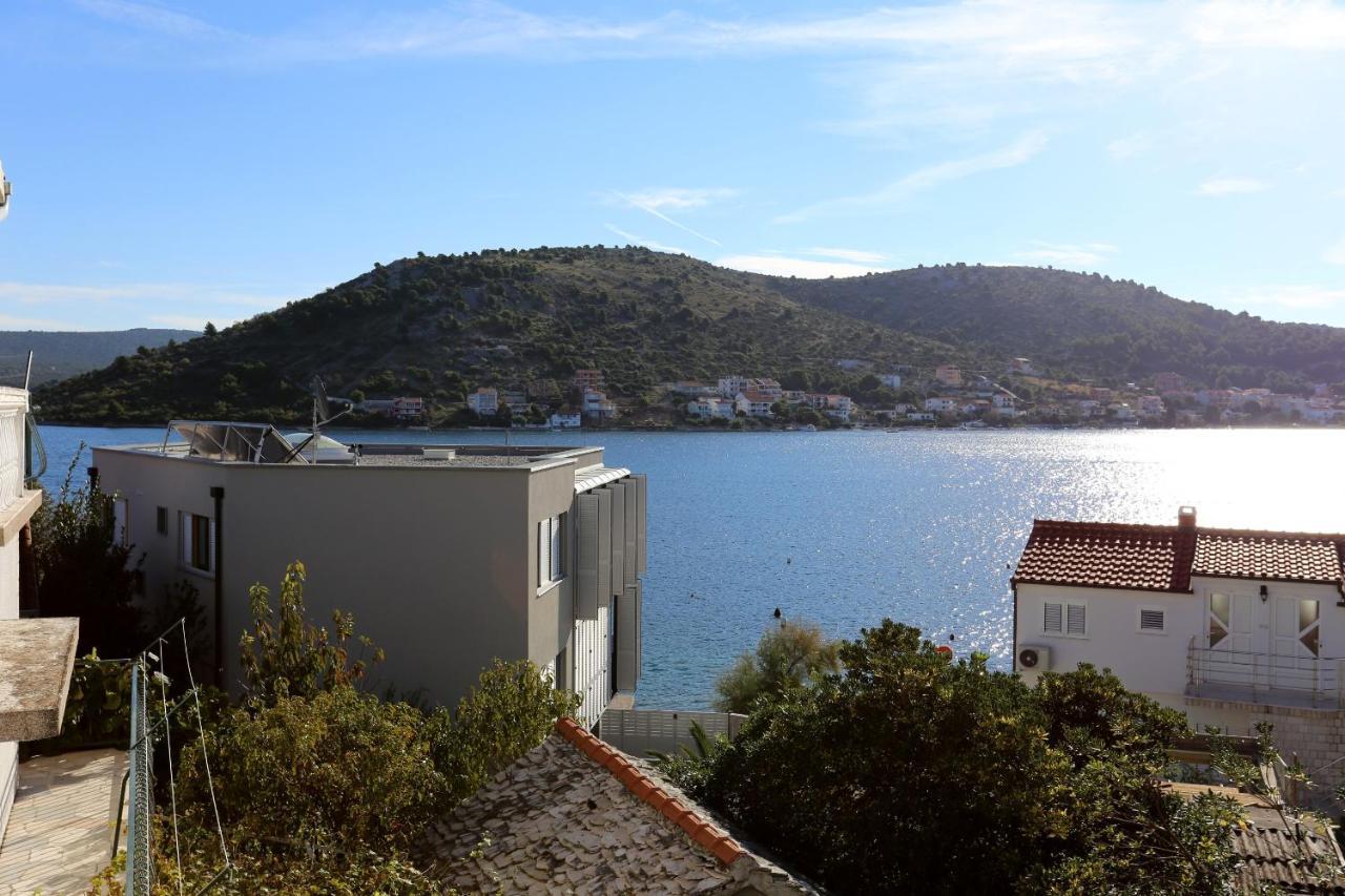 Apartments By The Sea Rogoznica - 10338 Extérieur photo