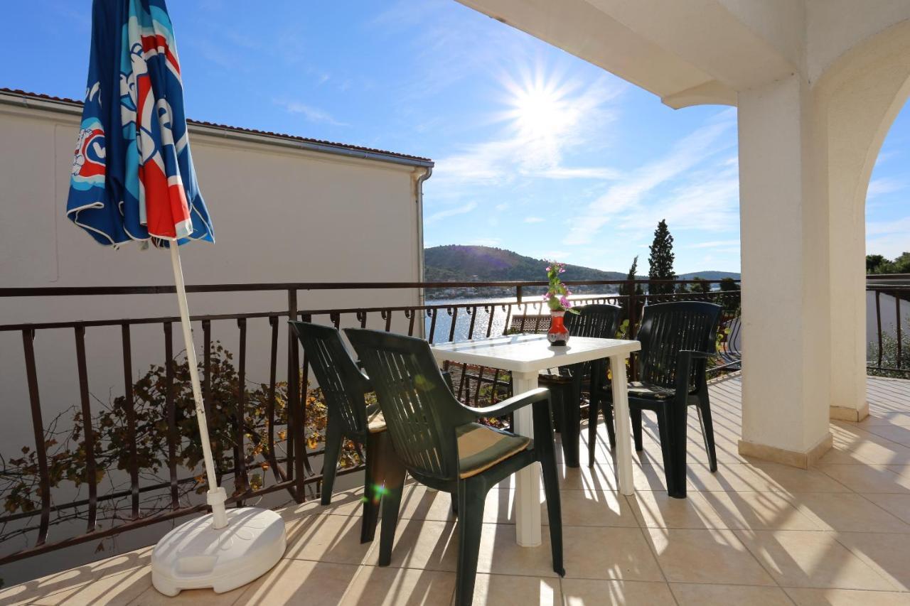 Apartments By The Sea Rogoznica - 10338 Extérieur photo